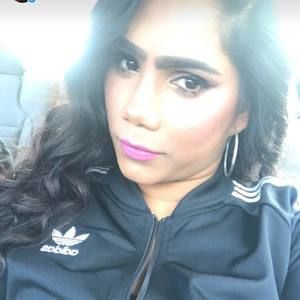 Meet your Posher, Deborah